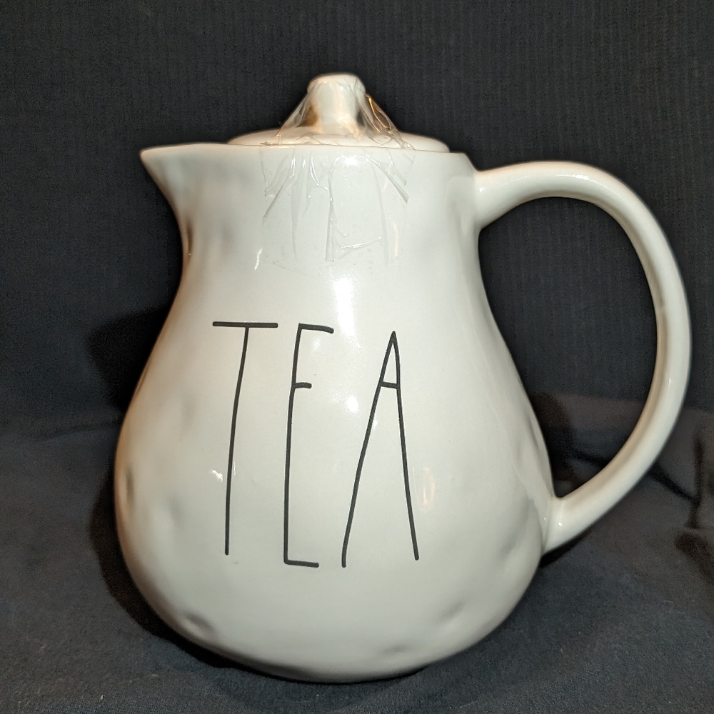 Rae Dunn ‘TEA’ pitcher